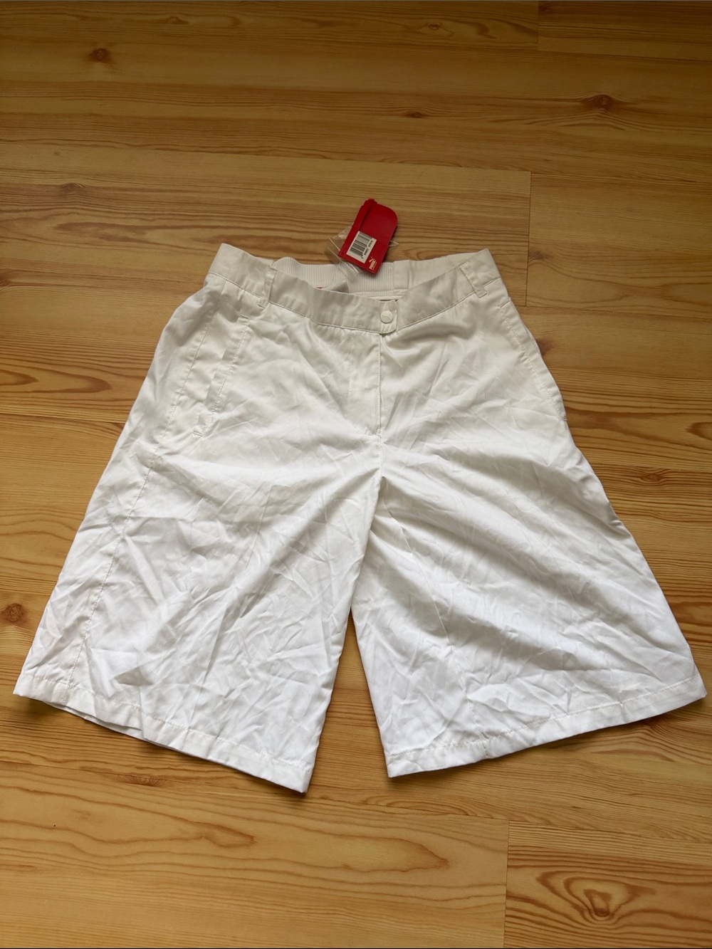 Puma Golf woman’s White Wide-Leg Bermuda Shorts size S new
